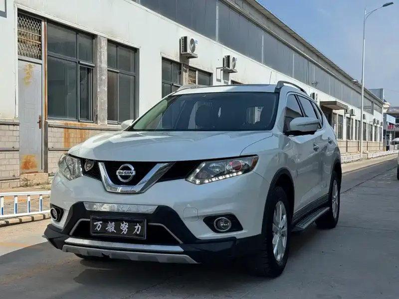 Nissan X-Trail, 2015 — фото 1