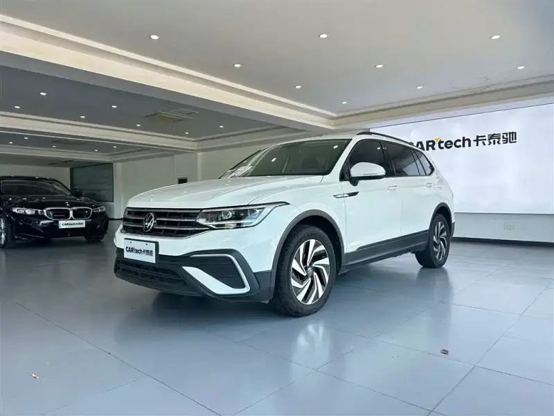 Volkswagen Tiguan L, 2022