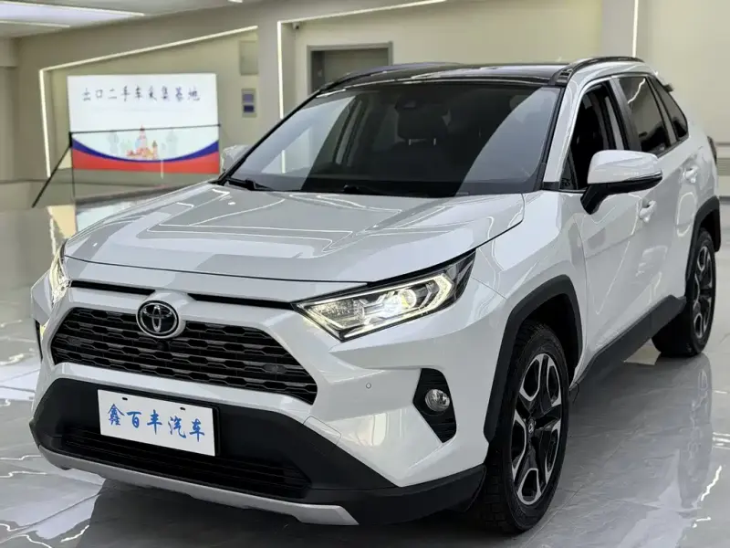 Toyota RAV4, 2023