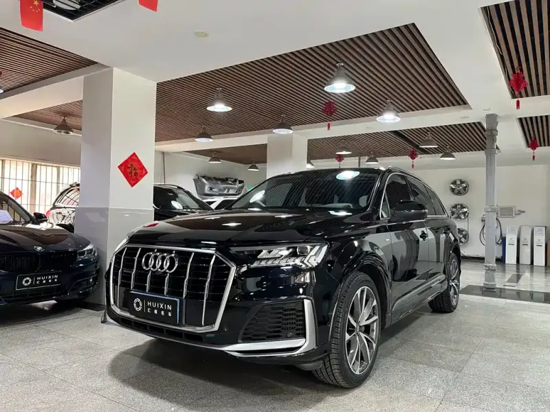 Audi Q7, 2020 — фото 1