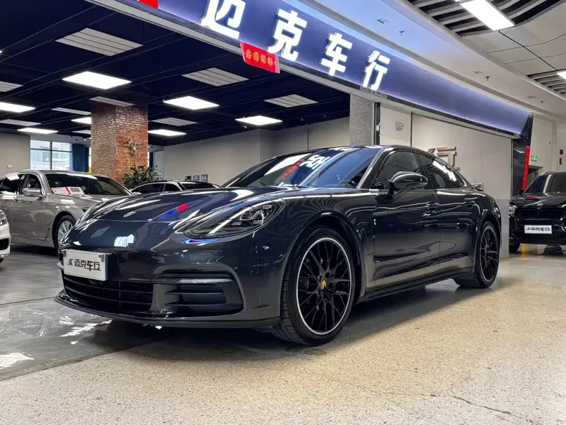 Porsche Panamera, 2019
