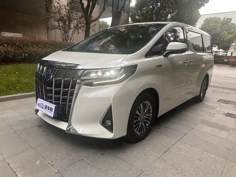 Toyota Alphard, 2022