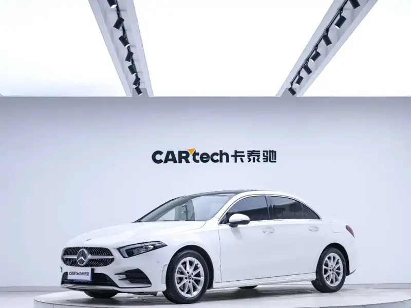 Mercedes-Benz A-Class, 2021 — фото 1