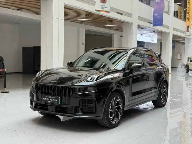 Lynk & Co 09 EM-P, 2022