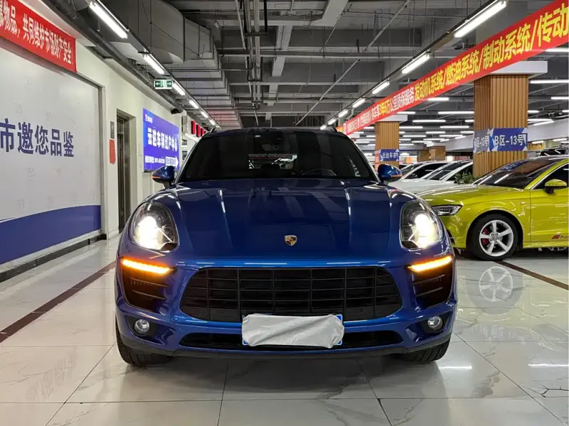 Porsche Macan, 2017 — фото 1