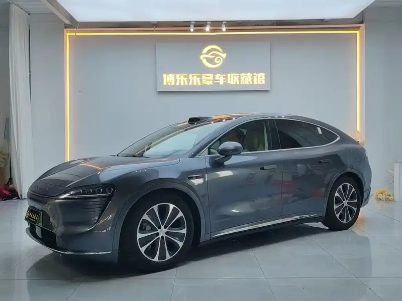 Luxeed Zhijie R7, 2025