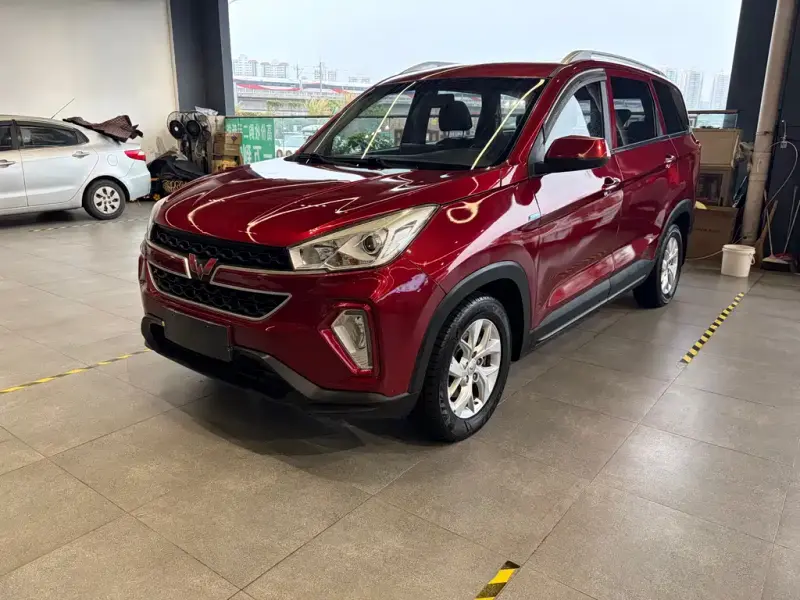 Wuling Hongguang S3, 2018