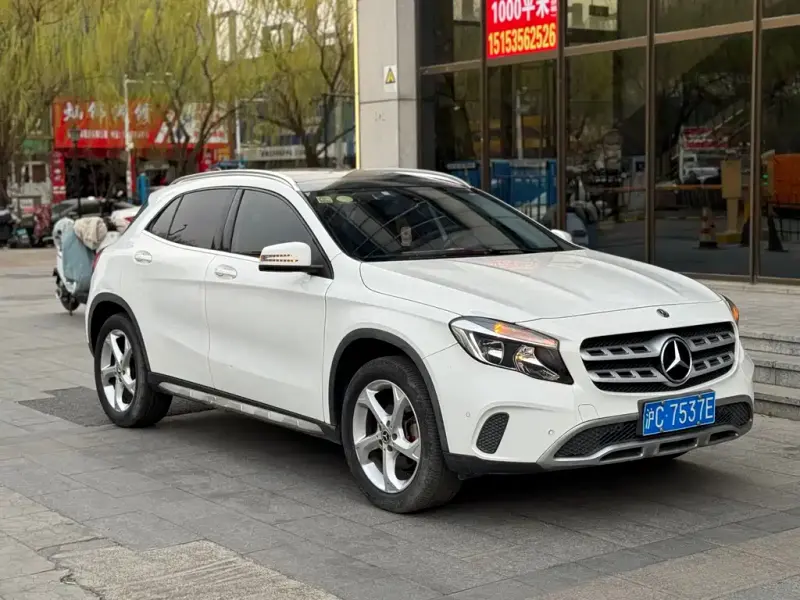 Mercedes-Benz GLA, 2018 — фото 1