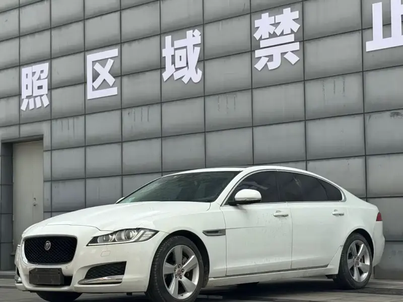 Jaguar XFL, 2017