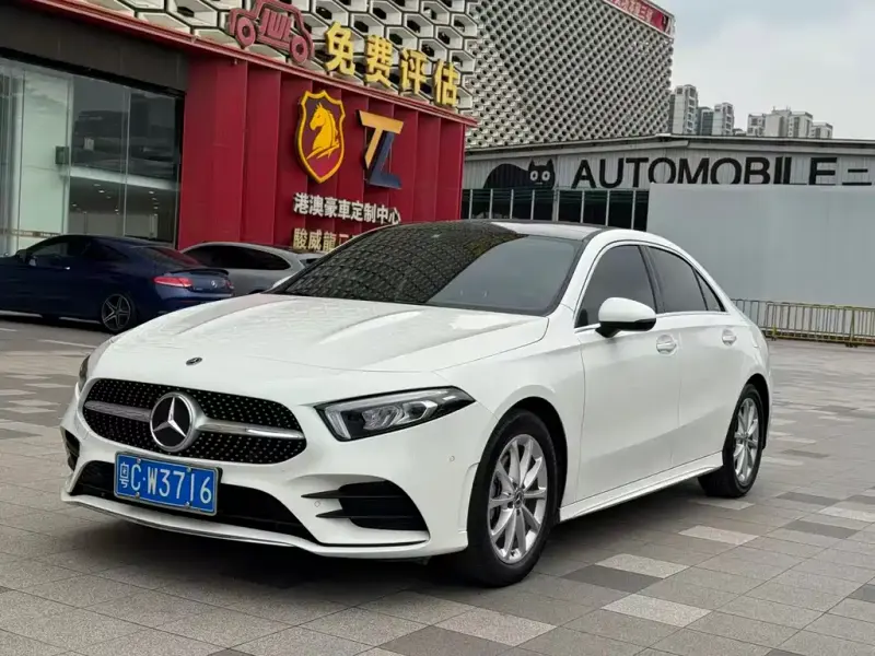Mercedes-Benz A-Class, 2021 — фото 1
