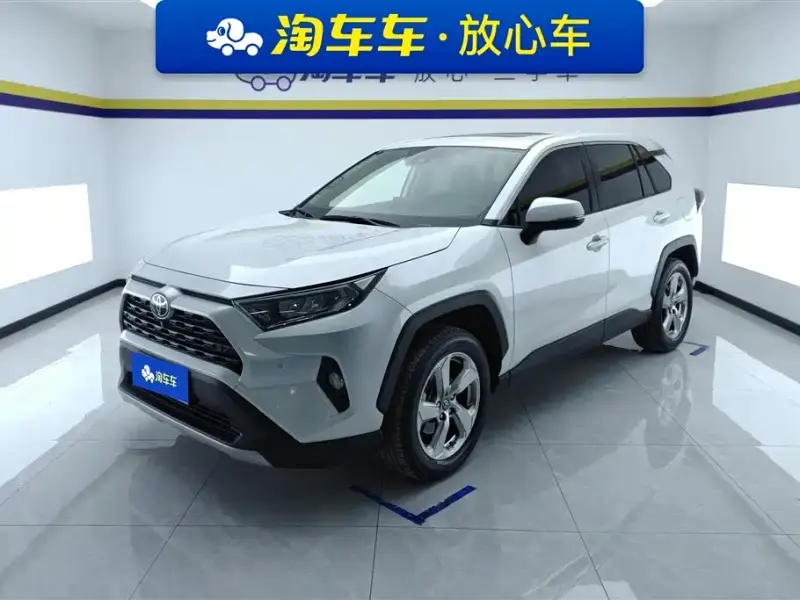 Toyota RAV4, 2023