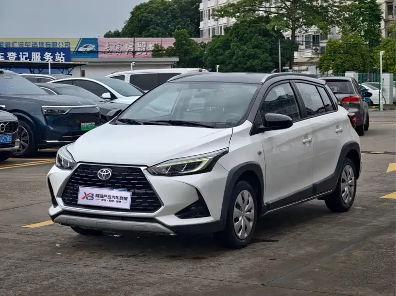 Toyota Yaris L, 2022 — фото 1