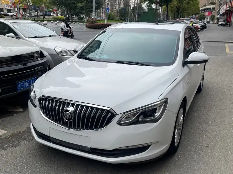 Buick Excelle, 2016