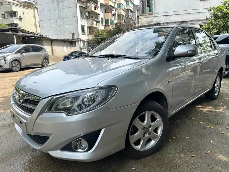 Toyota Corolla, 2014 — фото 1