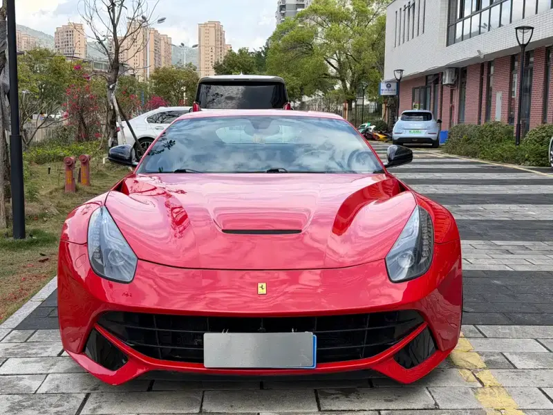 Ferrari F12berlinetta, 2013 — фото 1