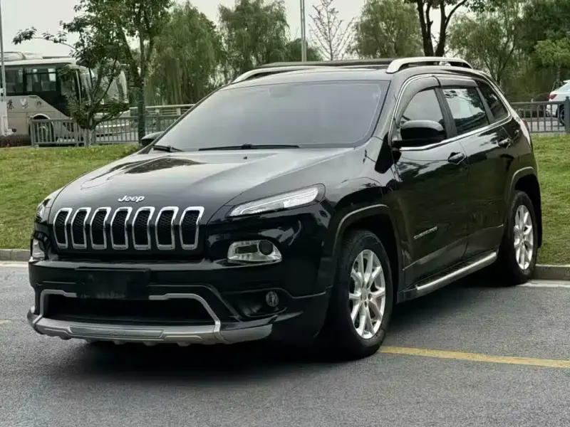 Jeep Cherokee, 2016