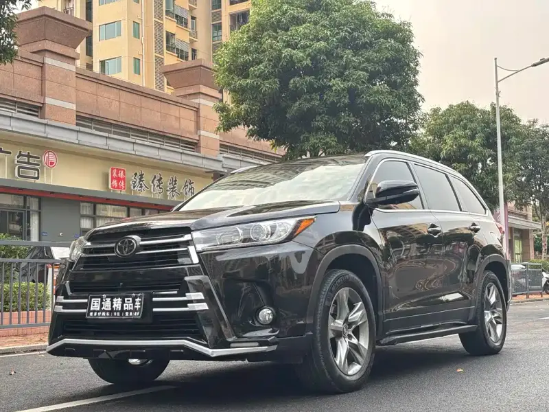 Toyota Highlander, 2018 — фото 1