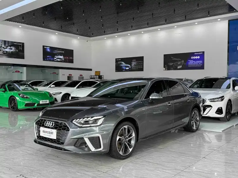 Audi A4L, 2023