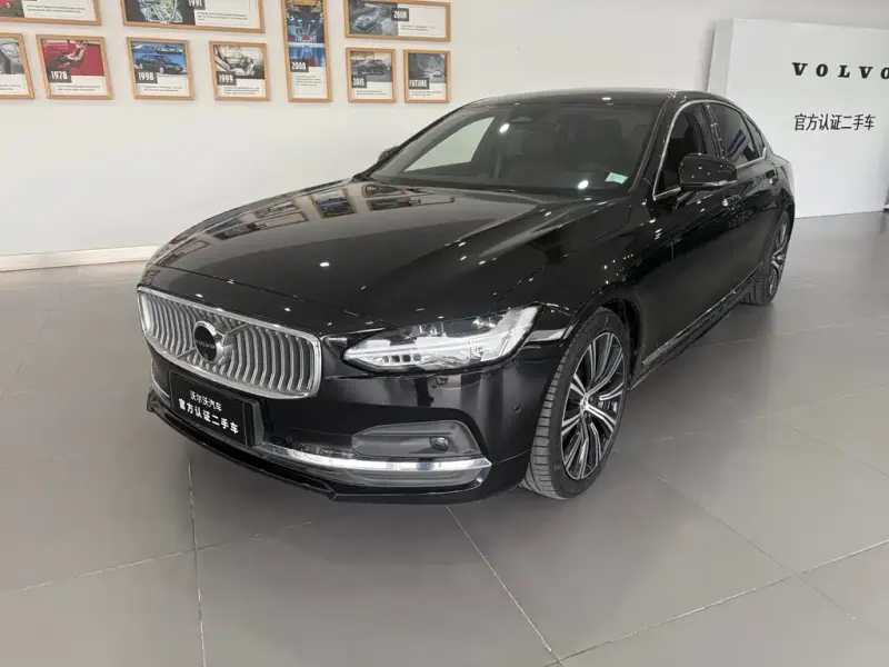 Volvo S90, 2022