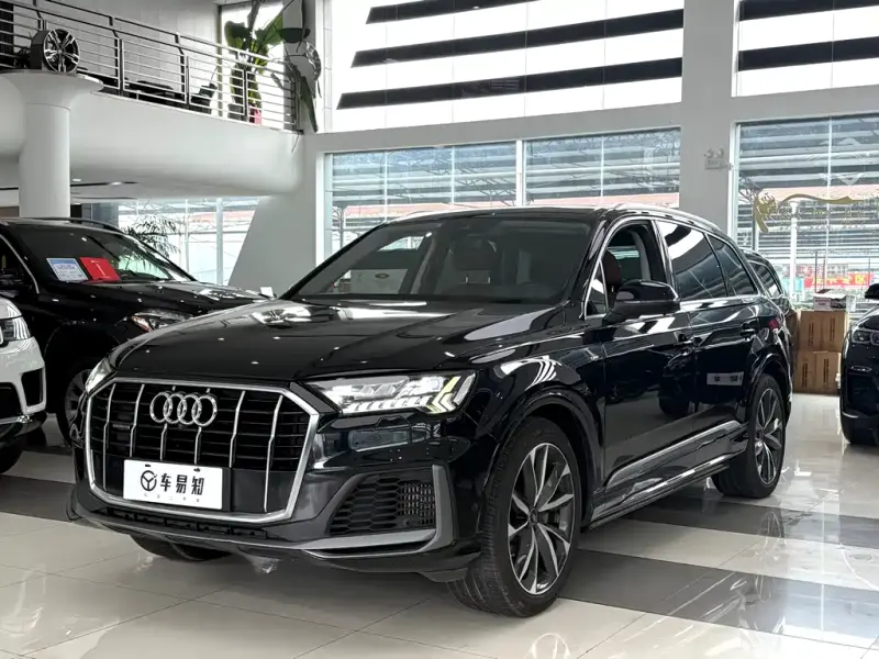 Audi Q7, 2020 — фото 1