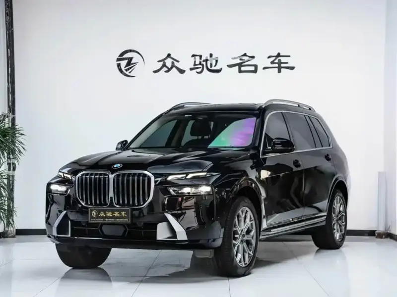 BMW X7, 2023