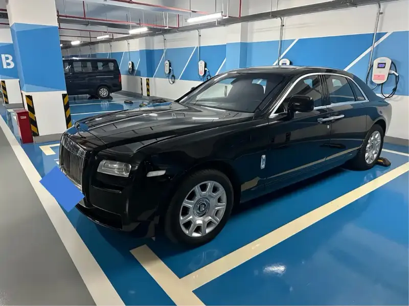 Rolls-Royce Ghost, 2011