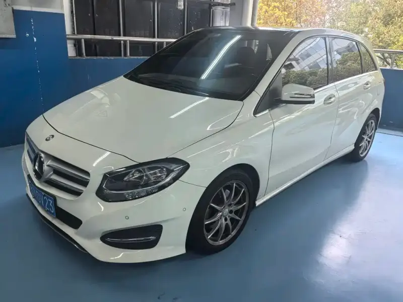 Mercedes-Benz B-Class, 2015