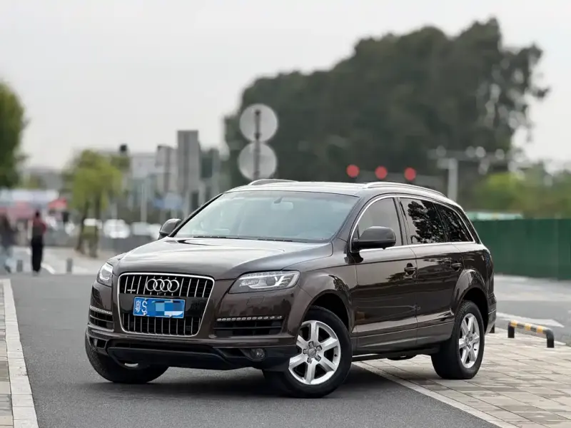 Audi Q7, 2015 — фото 1
