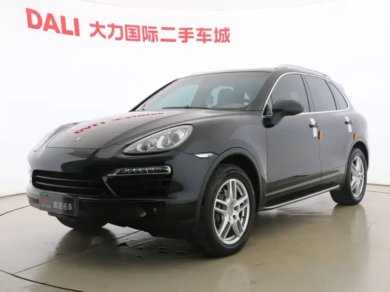 Porsche Cayenne, 2013
