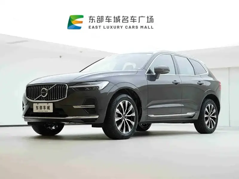 Volvo XC60, 2022 — фото 1