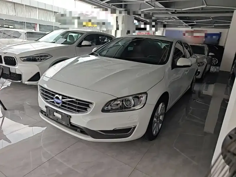 Volvo S60, 2016 — фото 1