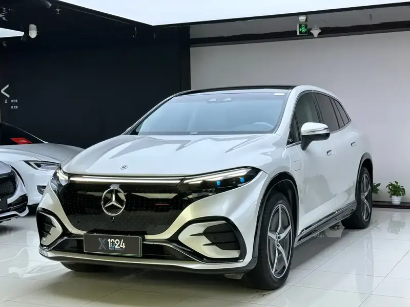 Mercedes-Benz EQS SUV, 2023