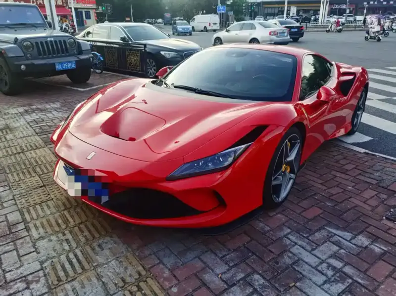 Ferrari F8, 2021
