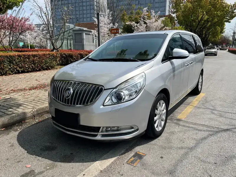 Buick GL8, 2012