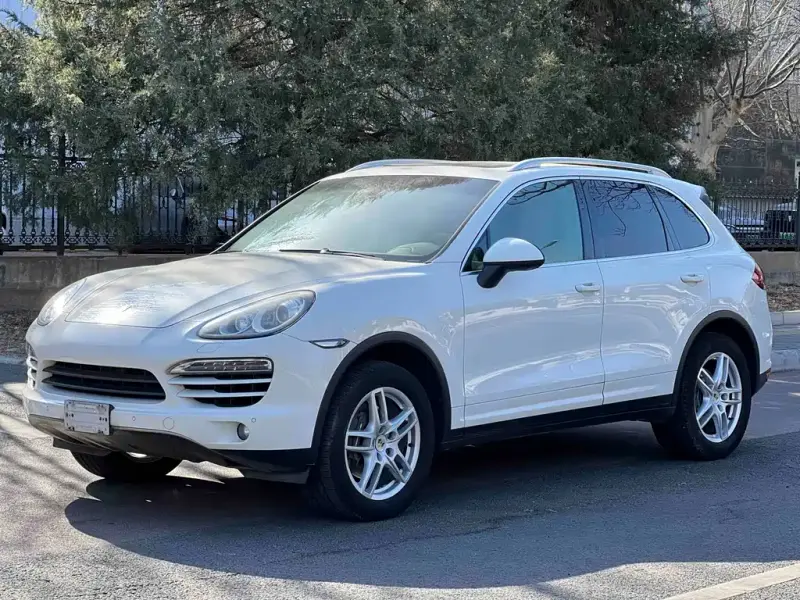 Porsche Cayenne, 2011