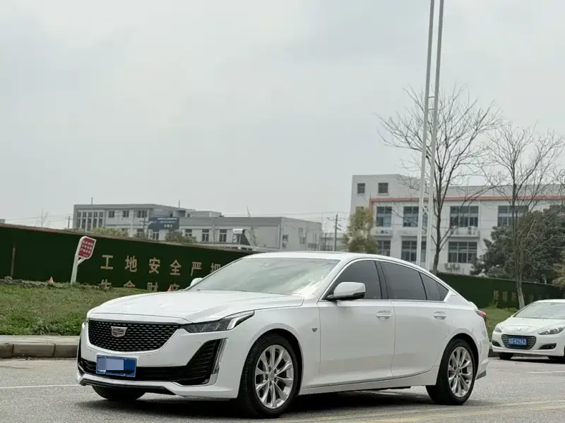 Cadillac CT5, 2022 — фото 1