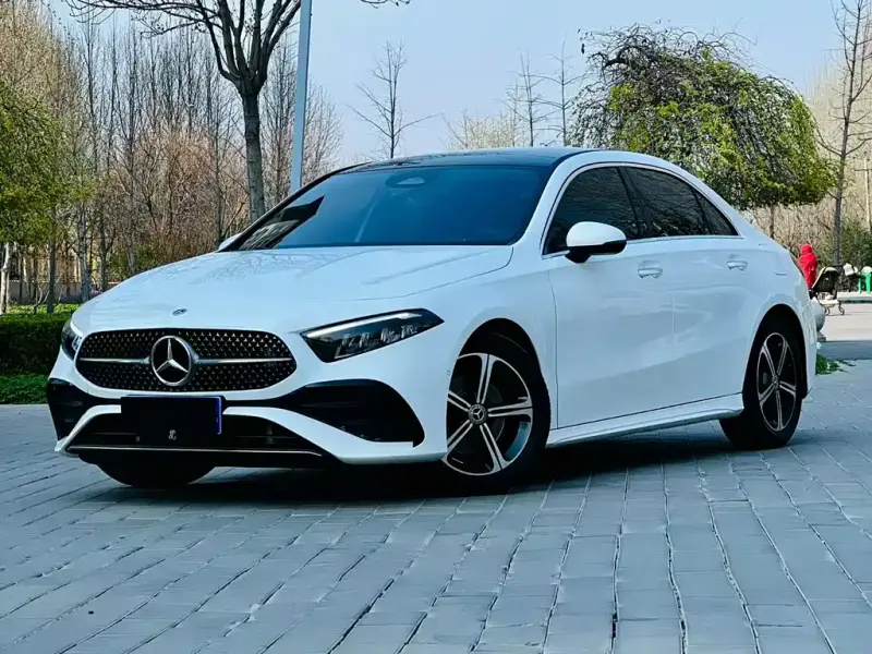 Mercedes-Benz A-Class, 2023 — фото 1