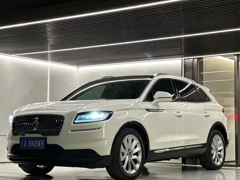 Lincoln Nautilus, 2022