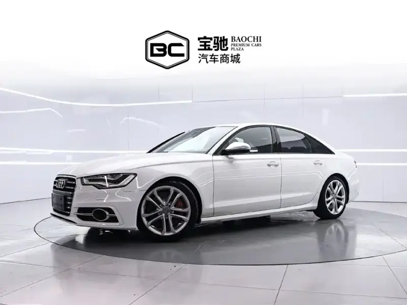 Audi S6, 2015