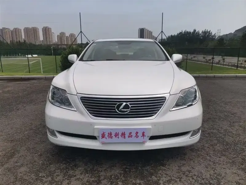 Lexus LS, 2007