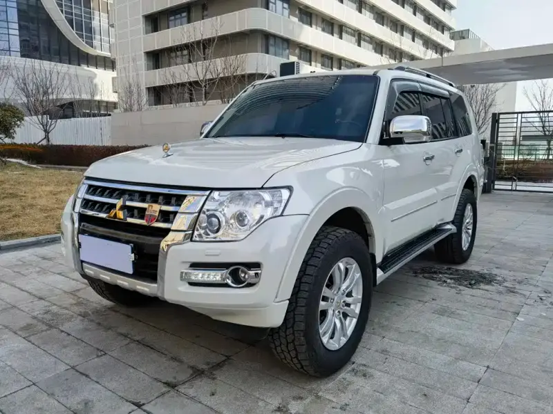 Mitsubishi Pajero (Import), 2020 — фото 1