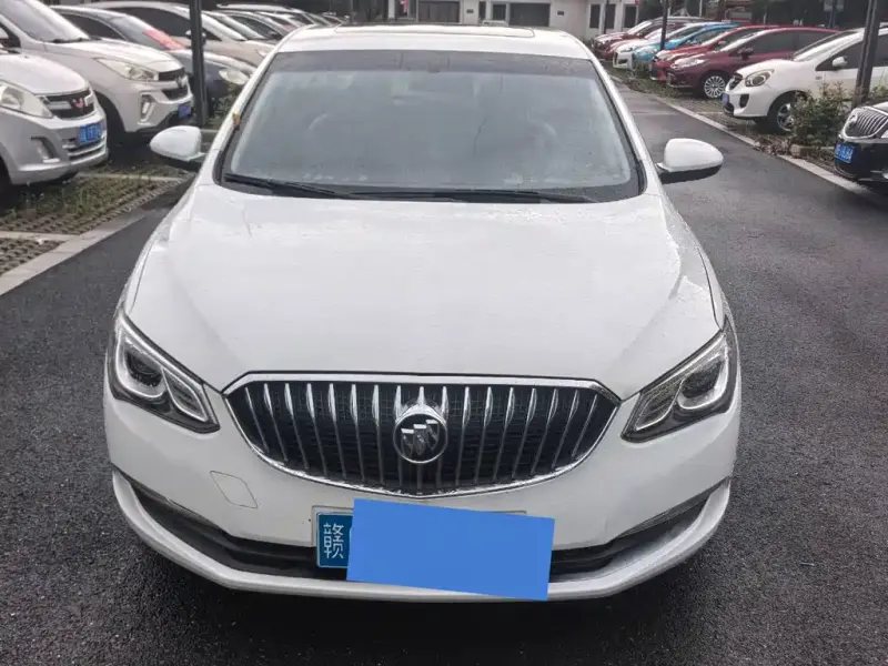 Buick Excelle, 2017