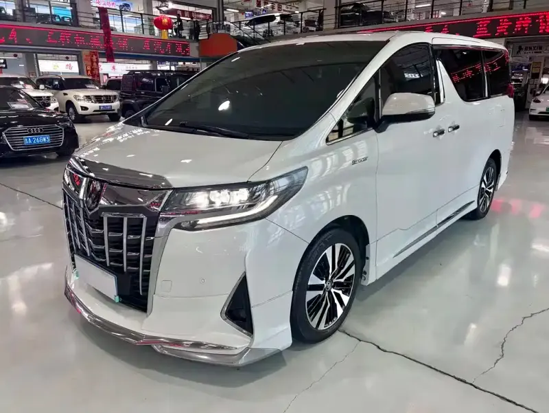 Toyota Alphard, 2017