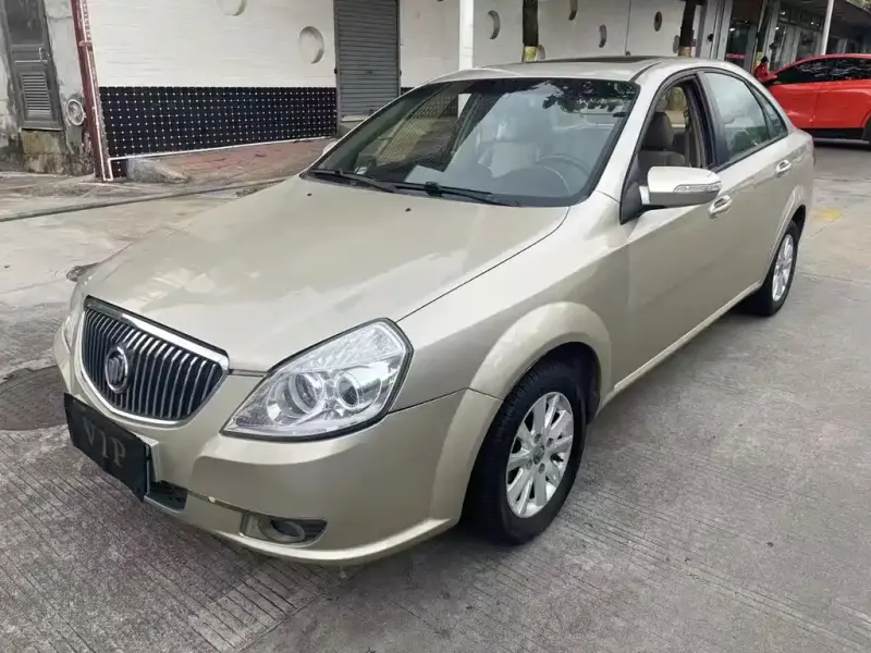 Buick Excelle, 2011