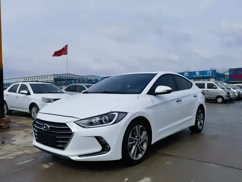 Hyundai Elantra, 2019