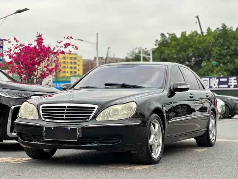 Mercedes-Benz S-Class, 2005