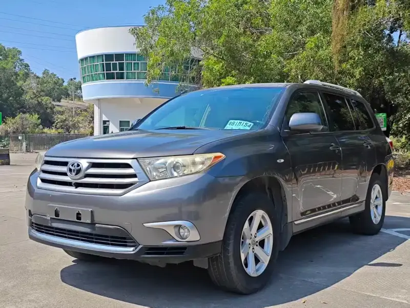 Toyota Highlander, 2012 — фото 1
