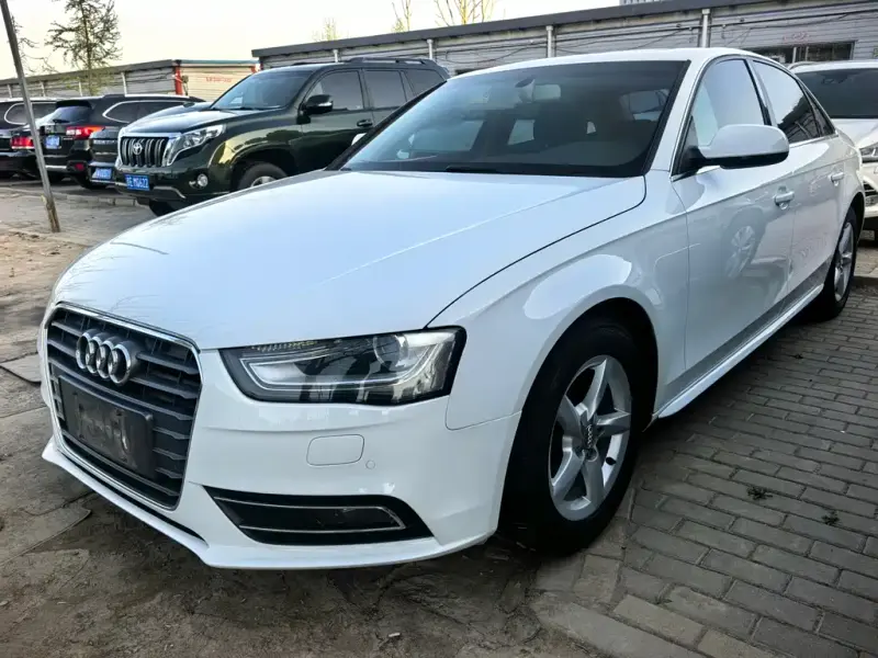 Audi A4L, 2014