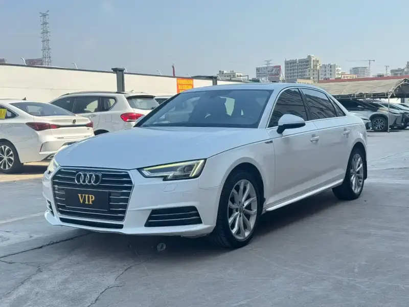 Audi A4L, 2016