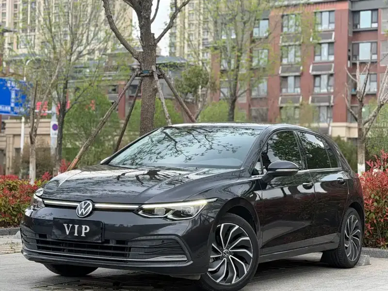 Volkswagen Golf, 2021